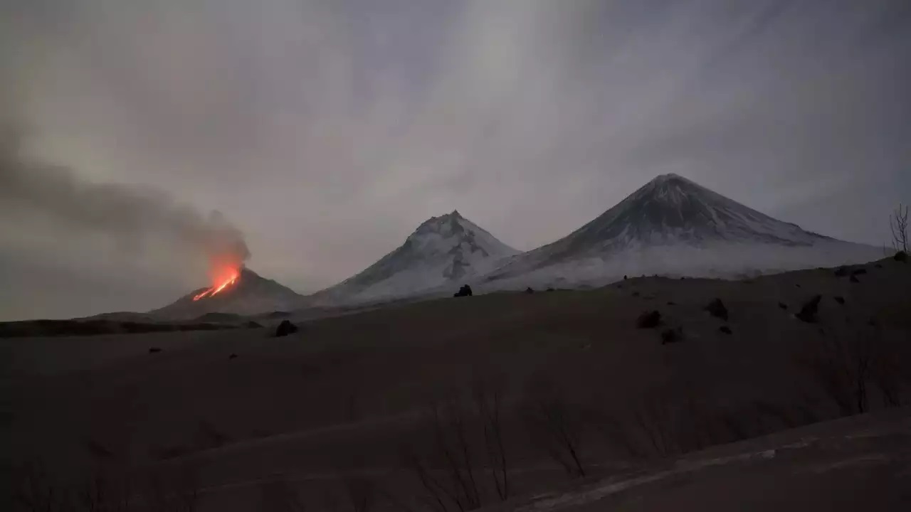 Russian volcano spews ash